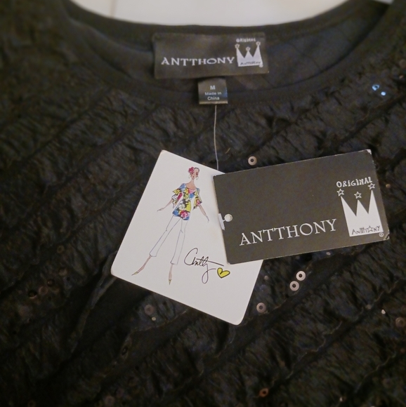 Tunic Top - Picture 3 of 4